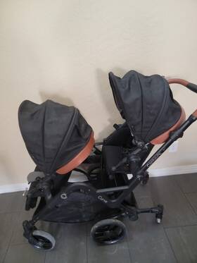 Contours Zt013-jet1 - Curve Double Stroller Jet Black With Chicco Keyfit 30 Adapters