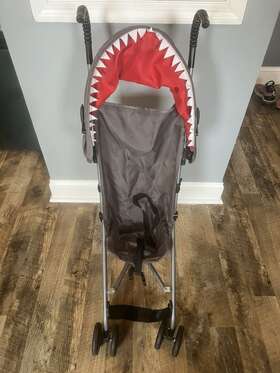 Us130fji1 Cosco Comfort Height Character Umbrella Stroller With Canopy Shark