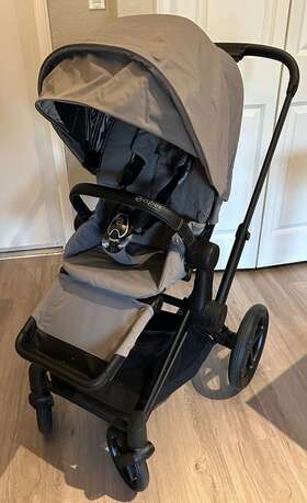 Cybex 058511701356 Platinum Priam Frame And Seat Complete Stroller Manhattan Grey