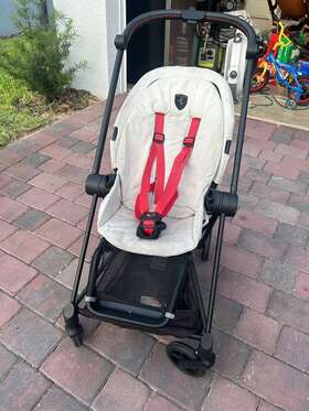 519000319 Cybex Eezy S Twist Stroller