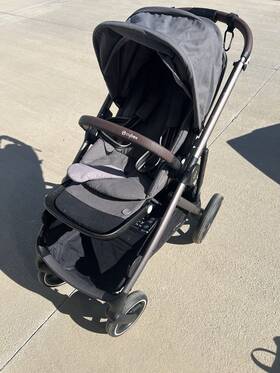 522004813 Cybex Gold - Gazelle S Moon Black With Toddler Seat Over 400 Value