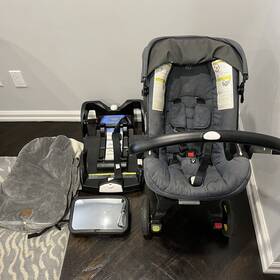 Sp101-10-016-003 Doona Infant Car Seat Stroller And Latch Base - Good Condition Description