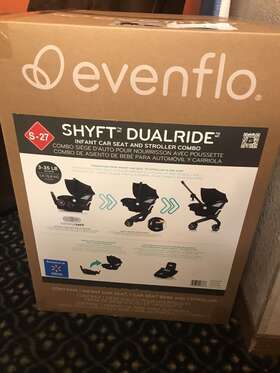 37312460 Evenflo Shyft Travel System