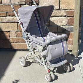 T57044 Graco Vintage Stroll A Bed Fold Up Stroller Grey