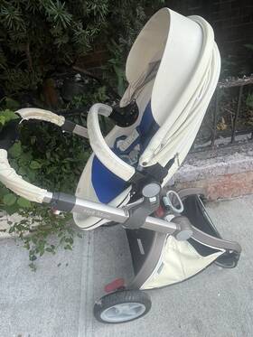 Hot Mom 768571851642 F22 360 Degree Rotating Baby Carriage High Landscape Stroller - White Hot Mom 768571851642 F22 360 Degree Rotating Baby Carriage High Landscape Stroller - White
