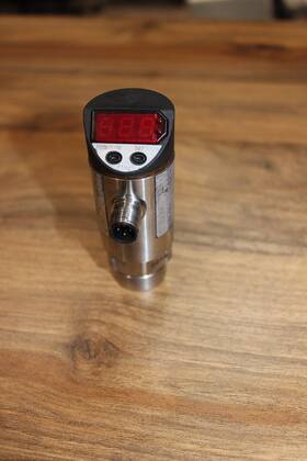 Pn7229 Ifm Effector Pressure Sensor With Display 1/4ftft Npt