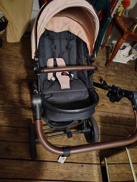 St08110cvr Nuna Beautiful 500 Plus Stroller Selling For Only 300 Brand New Used Twice