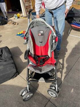 Peg Perego 888487041330 Used Booklet Stroller Easy To Fold And Unfold. Red Black