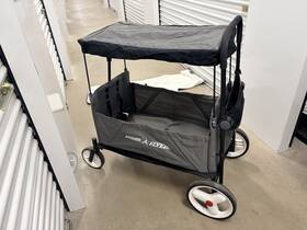 Radio Flyer 3974z-u-c Collapsible Stroll N Wagon With Protective Cover And Cold Weather Liner