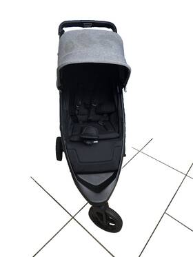 11300205 Thule Spring City Stroller - Gray Melange On Black