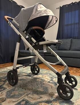 1378843032 Uppababy Cruz V2 Stroller Gregory Blue M Lange Silver Frame