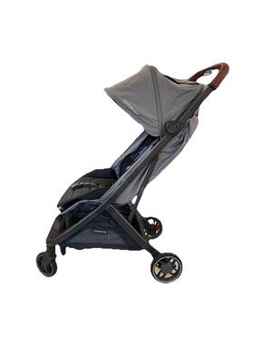 Uppababy 810142399180 Minu V3 Greyson Black Lightweight Stroller- 3 Months Old To 50lb