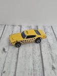 Vintage Hot Wheels Maxi Taxi 1:64 Scale Diecast Car 1969. Fixed Price $14.27.