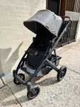 Uppababy Vista V2 Stroller Greyson (charcoal Melange / Carbon Saddle Leather. Fixed Price $590.00.