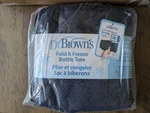 Dr. Browns Fold & Freeze Baby Bottle Tote Breastfeeding Cooler Bag Black New. Fixed Price $15.99.