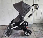 Thule Sleek Shadow Grey Stroller New. Fixed Price $799.99.