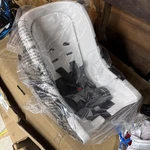 Nuna Pipa - Car Seat ( New Base) Used Covering. Fixed Price $340.00.