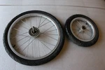 Thule Chinook Corsair Captain Front And Side Wheel Quick Release 18 12.5. Fixed Price $150.00.