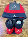 Nike Air Jordan Graphic Infant Hat And Booties 2-PIECE Set Newborn 0-6 Months. Fixed Price $14.94.