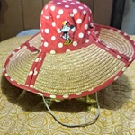 Walt Disney World Minnie Mouse Red/white Polka Dot Straw Sun Hat, Toddler Girl. Fixed Price $20.00.